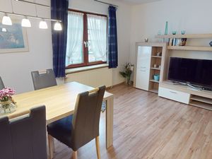 23640597-Ferienwohnung-4-Grömitz-300x225-0