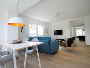 23428185-Ferienwohnung-4-Grömitz-300x225-0