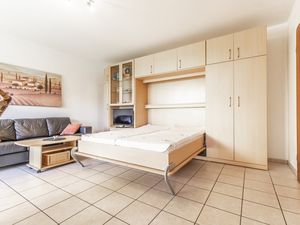 21729377-Ferienwohnung-4-Grömitz-300x225-1