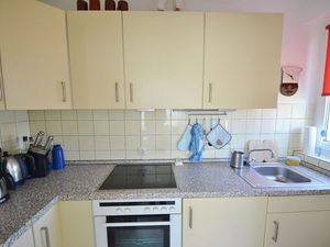 23526074-Ferienwohnung-2-Grömitz-300x225-5