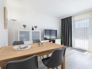 23527544-Ferienwohnung-4-Grömitz-300x225-5