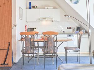 23526015-Ferienwohnung-4-Grömitz-300x225-2