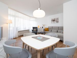 23526004-Ferienwohnung-4-Grömitz-300x225-1