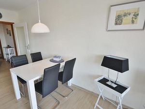 23527522-Ferienwohnung-4-Grömitz-300x225-1