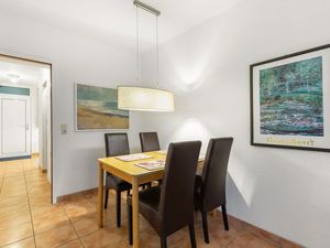 23526025-Ferienwohnung-4-Grömitz-300x225-4