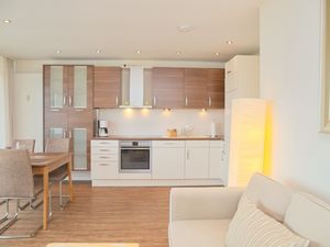 23883310-Ferienwohnung-4-Grömitz-300x225-1