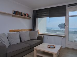 23883315-Ferienwohnung-4-Grömitz-300x225-0