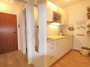 23883358-Ferienwohnung-4-Grömitz-300x225-3