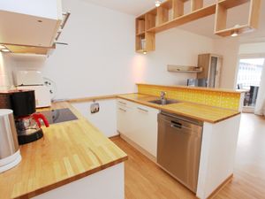 23883362-Ferienwohnung-4-Grömitz-300x225-1