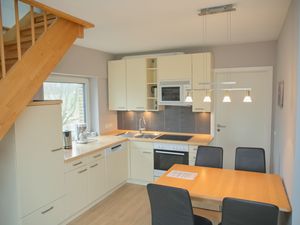 23883406-Ferienwohnung-4-Grömitz-300x225-1