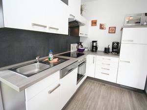 23883432-Ferienwohnung-4-Grömitz-300x225-1