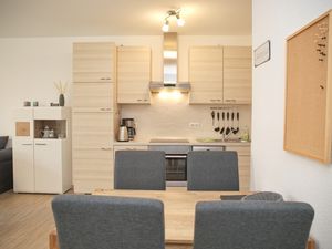 23938743-Ferienwohnung-4-Grömitz-300x225-1