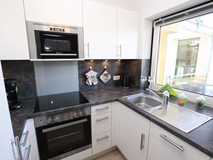 23883510-Ferienwohnung-4-Grömitz-300x225-4