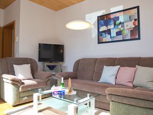 23883517-Ferienwohnung-3-Grömitz-300x225-0