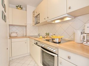 23883554-Ferienwohnung-4-Grömitz-300x225-5