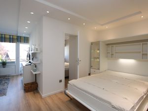 23883563-Ferienwohnung-4-Grömitz-300x225-3