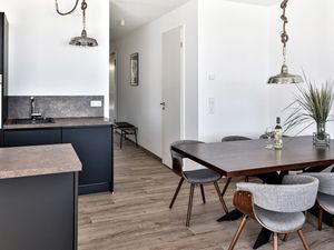 23883591-Ferienwohnung-4-Grömitz-300x225-2