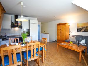 23884356-Ferienwohnung-5-Grömitz-300x225-4