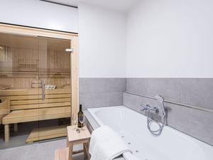 23678199-Ferienwohnung-4-Grömitz-300x225-5