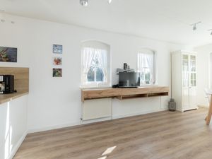 23704070-Ferienwohnung-4-Grömitz-300x225-1