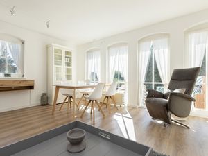 23704070-Ferienwohnung-4-Grömitz-300x225-3