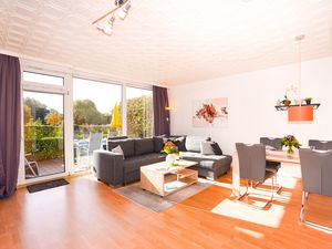 23502861-Ferienwohnung-4-Grömitz-300x225-2