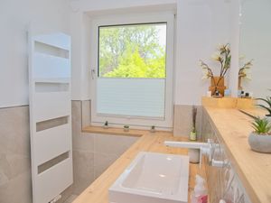 23887404-Ferienwohnung-4-Grömitz-300x225-5