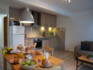 23475321-Ferienwohnung-4-Grömitz-300x225-3