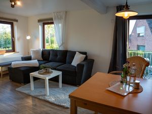 23475326-Ferienwohnung-4-Grömitz-300x225-0