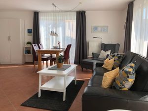 22926041-Ferienwohnung-3-Grömitz-300x225-5