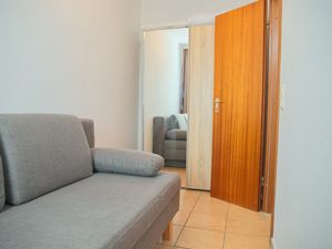 23883317-Ferienwohnung-4-Grömitz-300x225-2