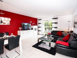 24048785-Ferienwohnung-2-Grömitz-300x225-3