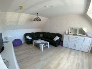 24038012-Ferienwohnung-6-Grömitz-300x225-0