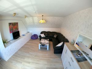 24038012-Ferienwohnung-6-Grömitz-300x225-1