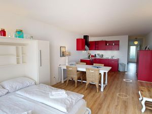 24034260-Ferienwohnung-4-Grömitz-300x225-2