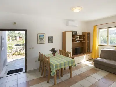 Ferienwohnung für 5 Personen in Grohote 10/10