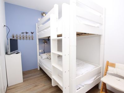 Schlafzimmer 2 Hochbett