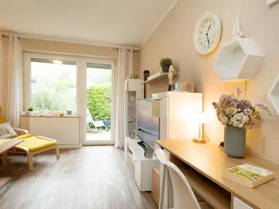 Ferienwohnung für 2 Personen (39 m²) in Lenste 9/10
