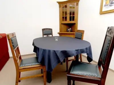 De Jäger: Wohnraum mit Esstisch