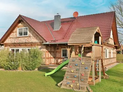 Ferienwohnung für 8 Personen (200 m²) in Groß Schwansee 1/10