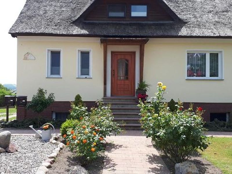 23674791-Ferienwohnung-4-Groß Zicker-800x600-1