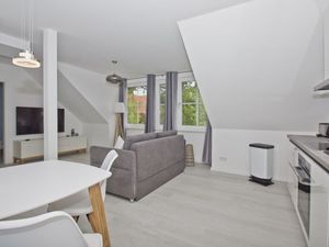 23069537-Ferienwohnung-2-Groß Zicker-300x225-4