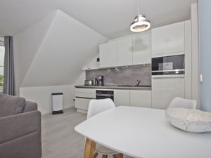 23069537-Ferienwohnung-2-Groß Zicker-300x225-5