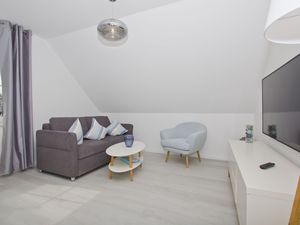 23957234-Ferienwohnung-2-Groß Zicker-300x225-3