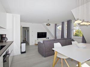 23957238-Ferienwohnung-4-Groß Zicker-300x225-4