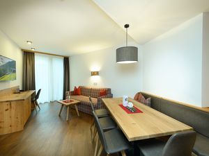 24035779-Ferienwohnung-8-Grossarl-300x225-0