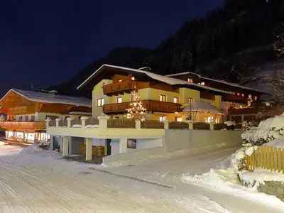 Nachtaufnahme Haus Winter