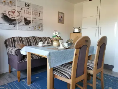 Ferienwohnung für 4 Personen (54 m²) in Großefehn 9/10