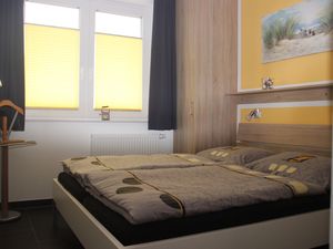 23471919-Ferienwohnung-4-Großenbrode-300x225-5