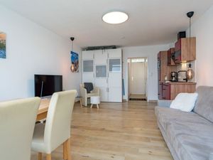 23368742-Ferienwohnung-4-Großenbrode-300x225-5